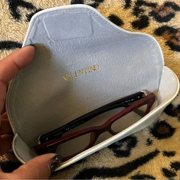 👑✅PRICE FIRM✅NO OFFERS 👑AUTHENTIC Valentino Eye Glasses. NWOT - Picture 7 of 11